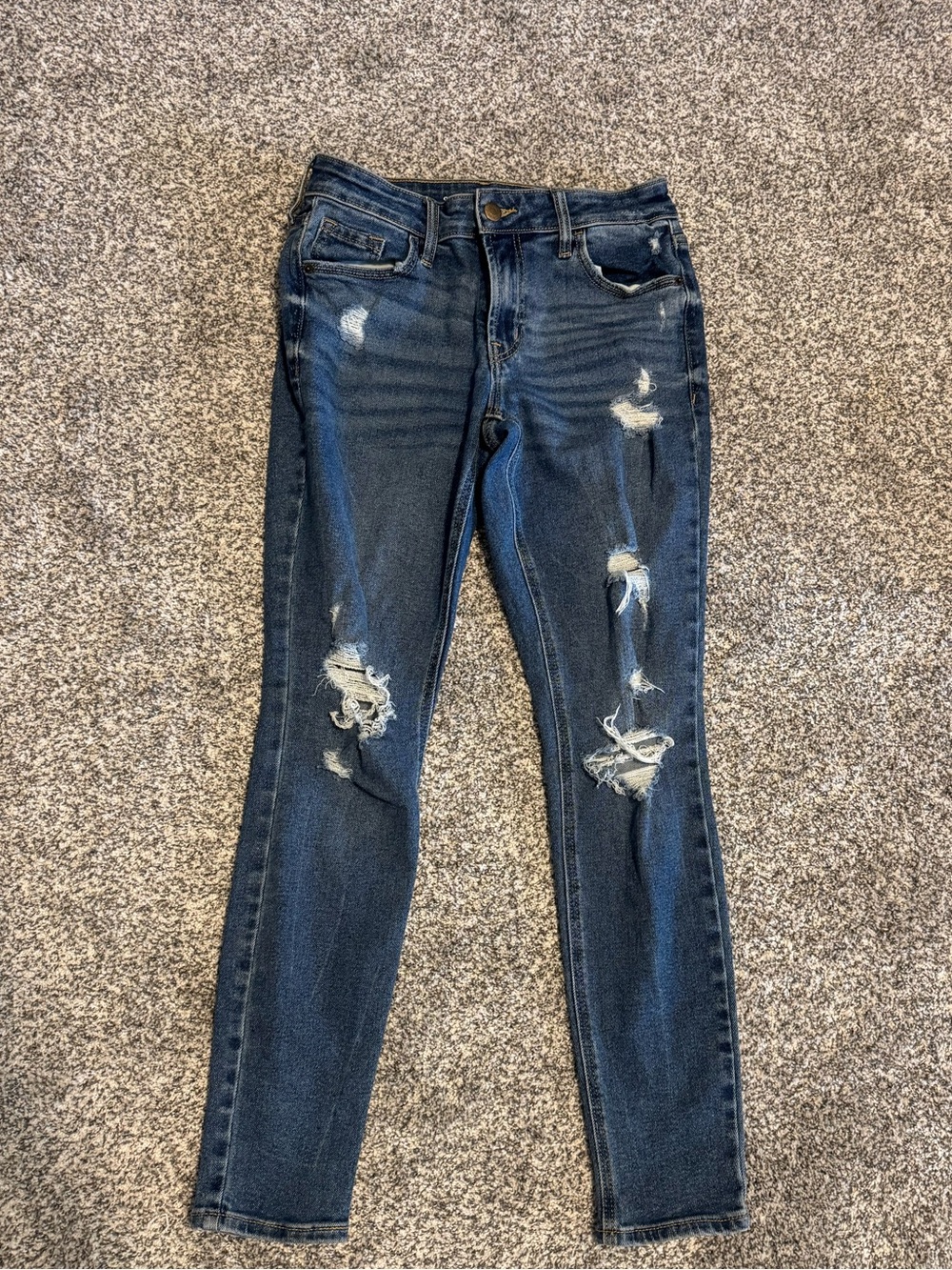 Old Navy Rockstar Super Skinny Distressed Jeans, NWOT, Size 4 - Picture 3 of 6